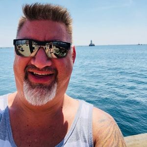 Meet your Posher, Scott